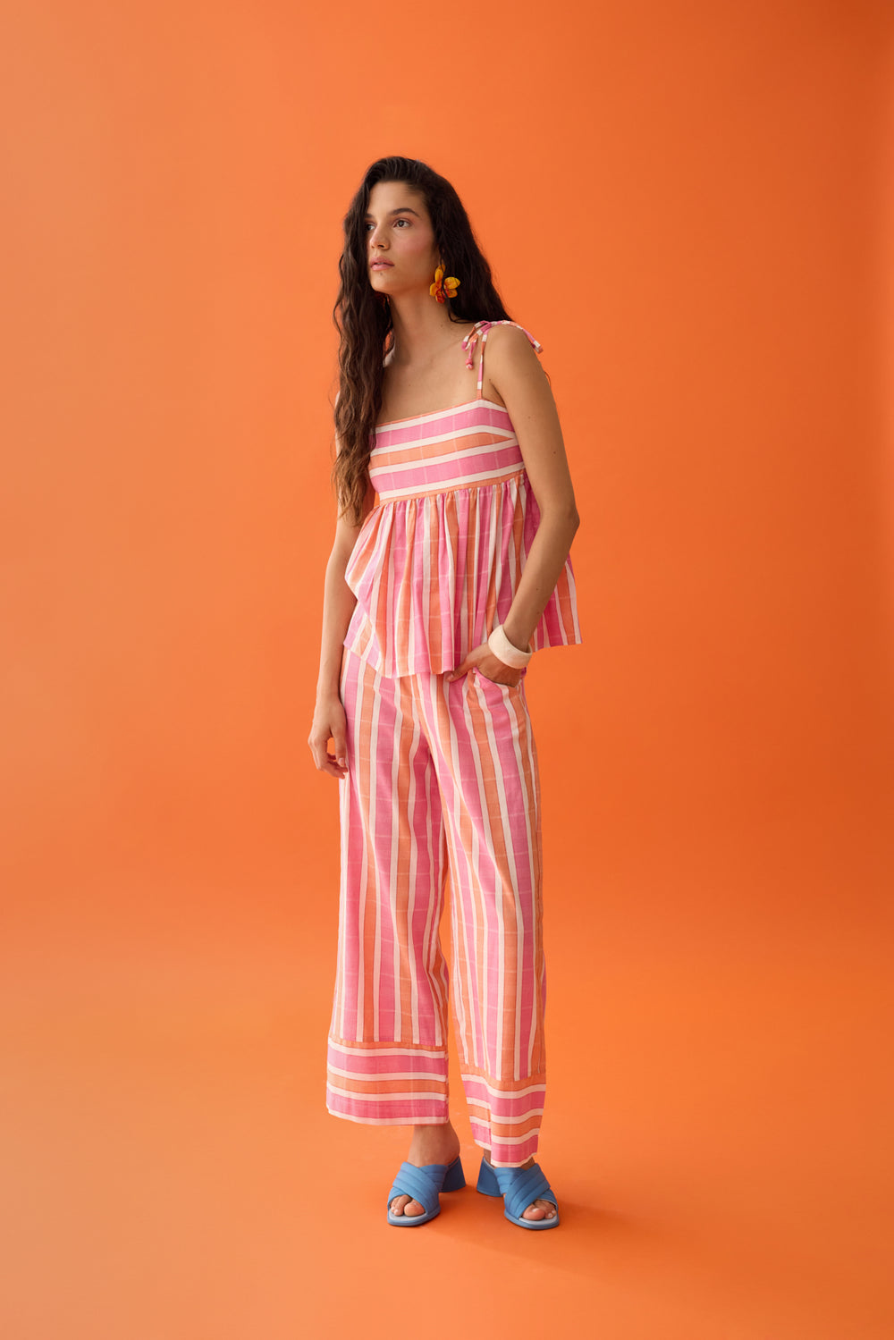 Çizgili Omuzu Bağcıklı Bluz Pembe