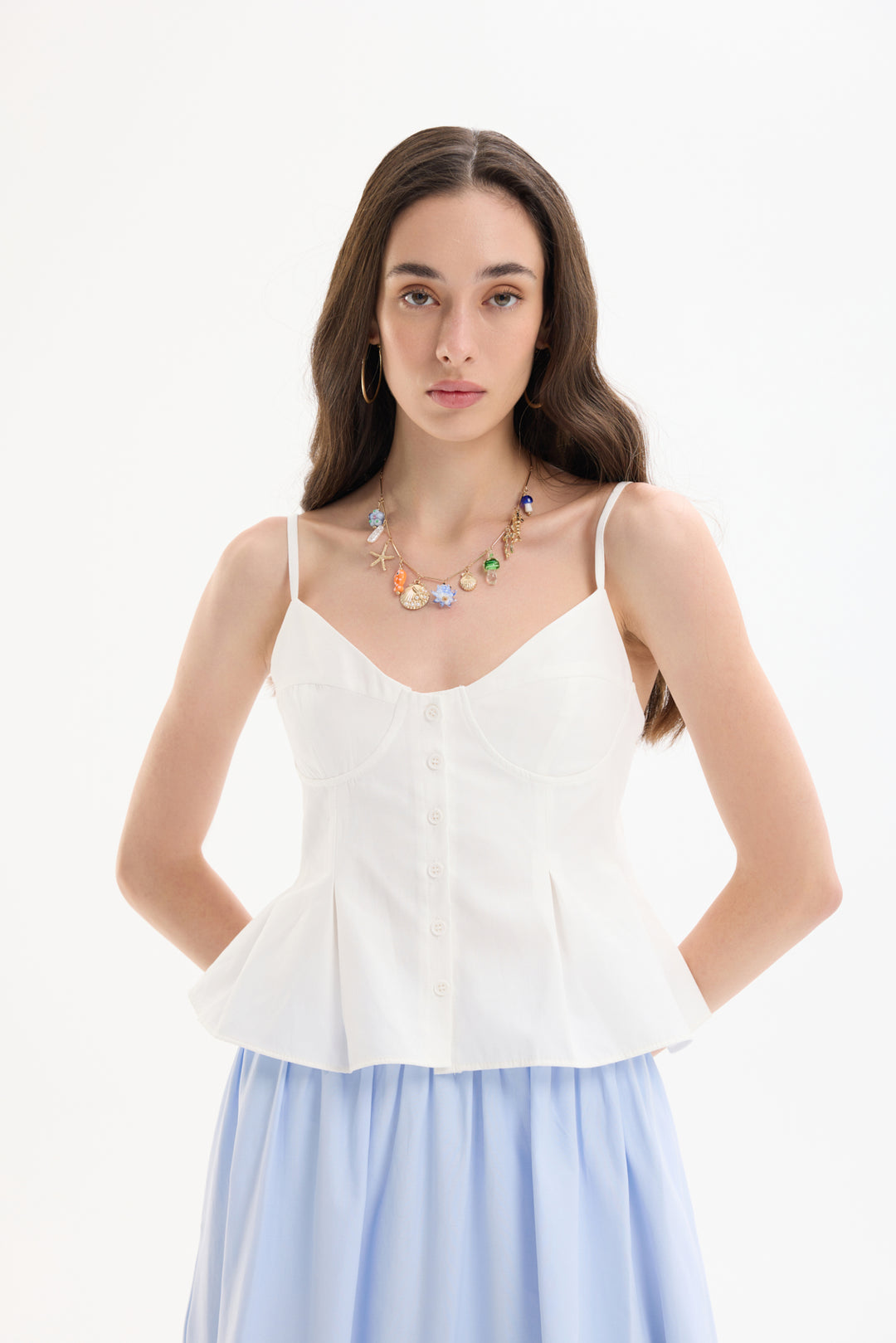 Pile Detaylı Düğmeli İnce Askılı Bluz Ekru