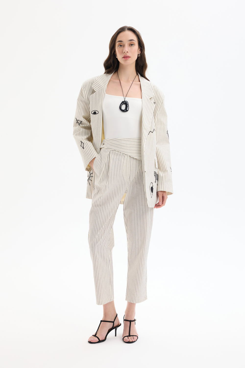 Asimetrik Bel Detaylı Çizgili Pantolon Bej