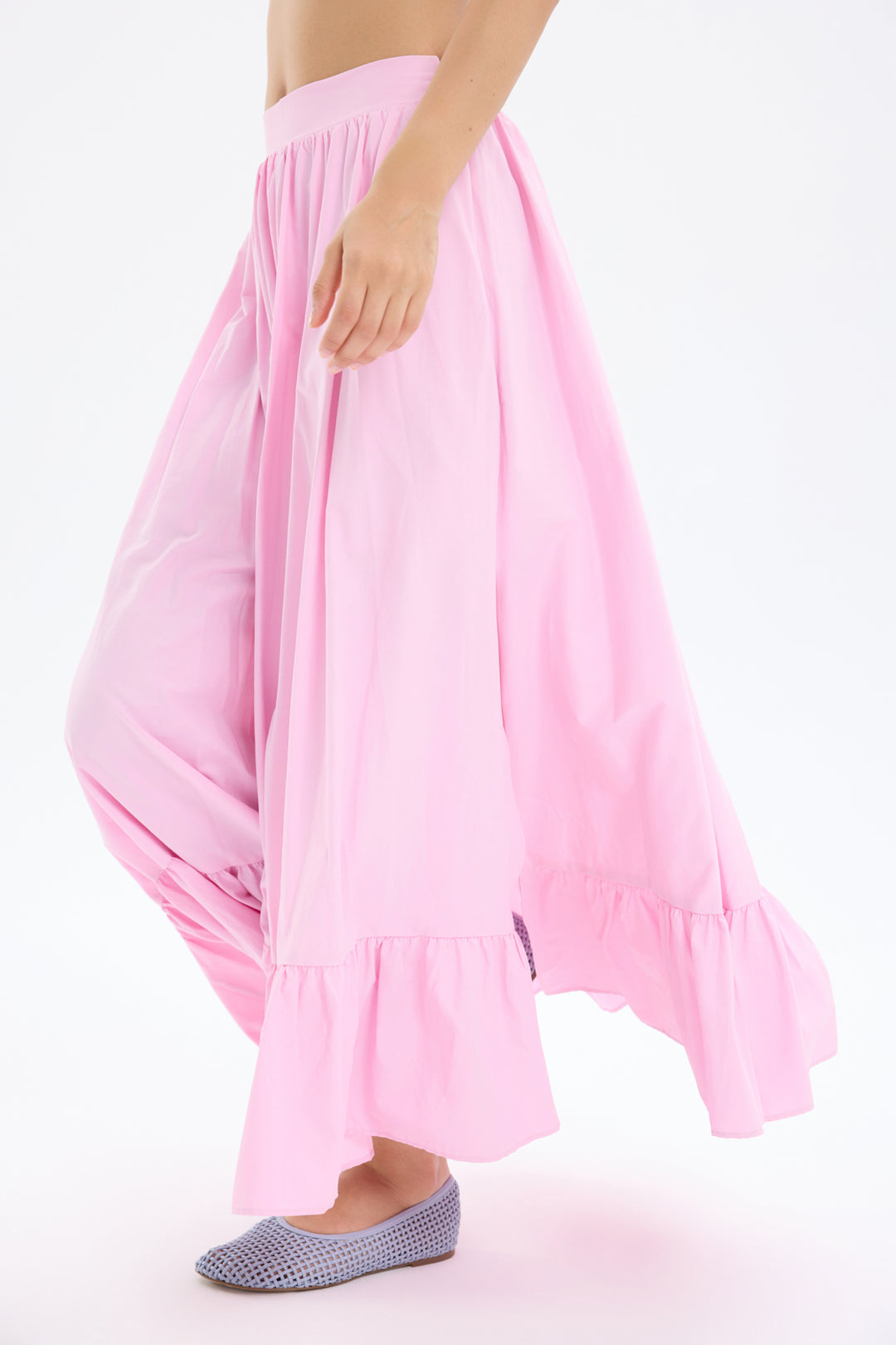 Pile Detaylı Yırtmaçlı Midi Boy Etek Pembe