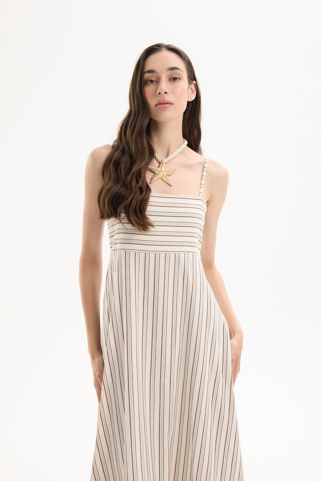 İnce Çizgili Etek Ucu Volanlı Askılı Uzun Elbise Naturel
