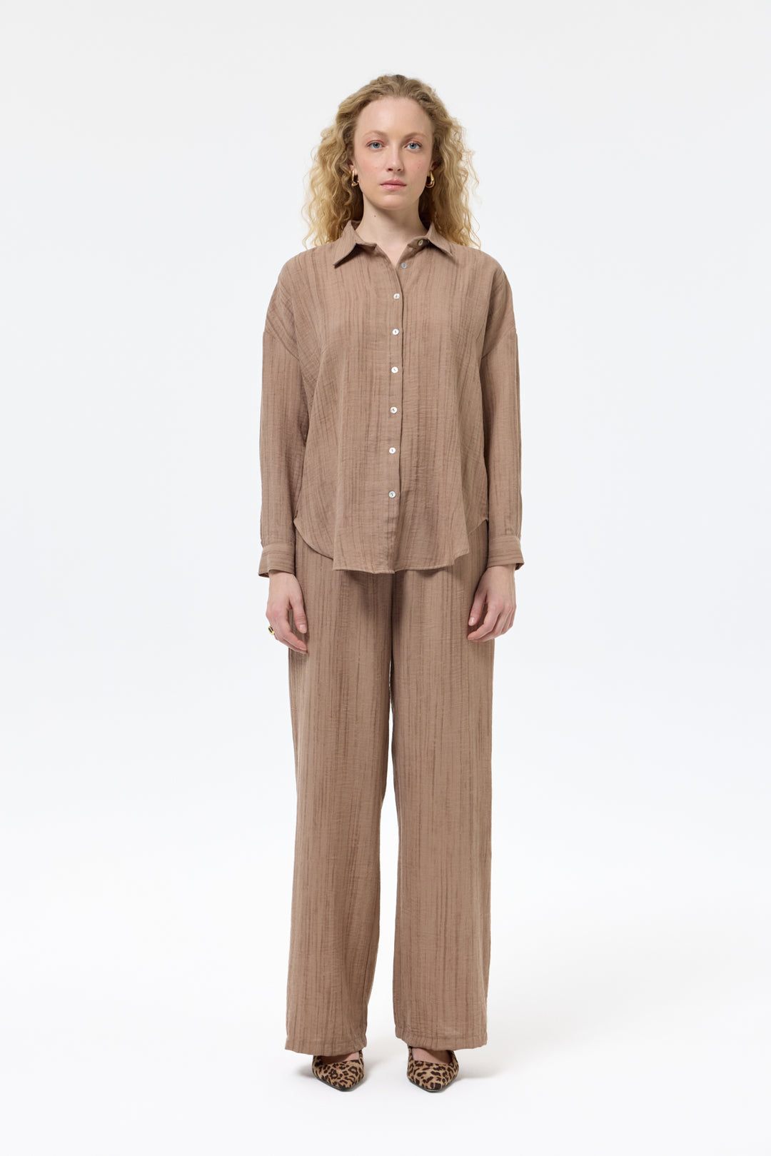 Dokulu Düğmeli Geniş Gömlek Kahverengi