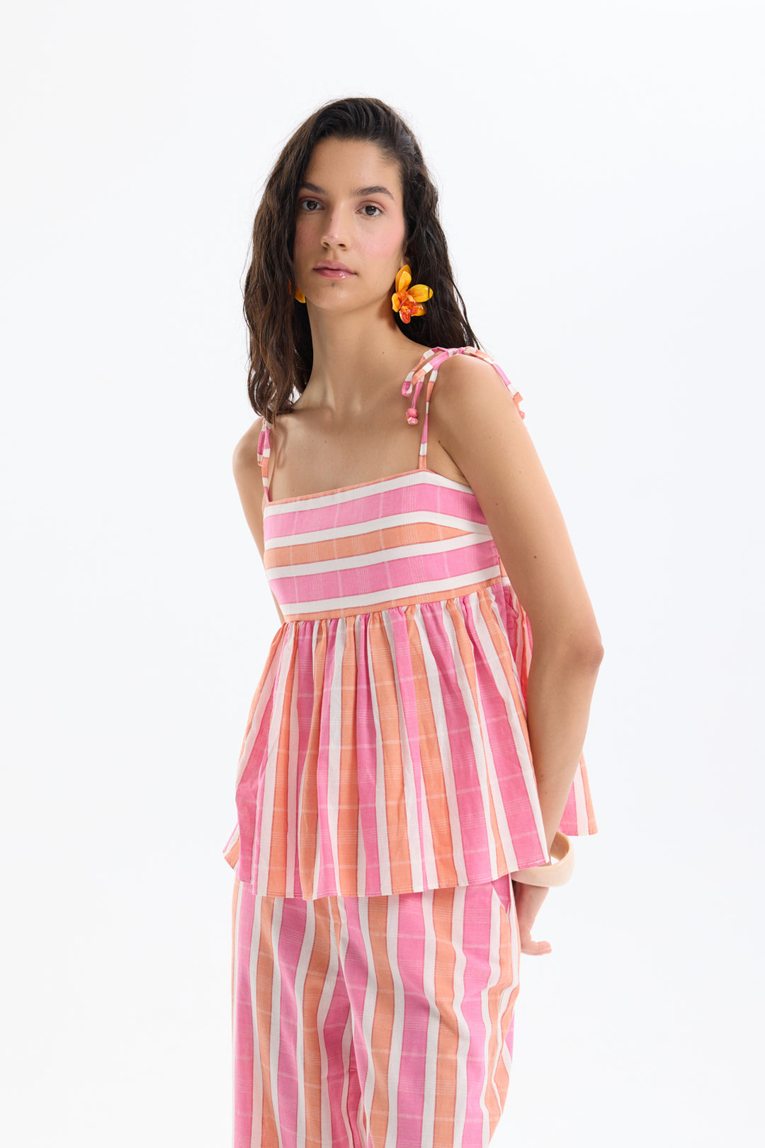 Çizgili Omuzu Bağcıklı Bluz Pembe