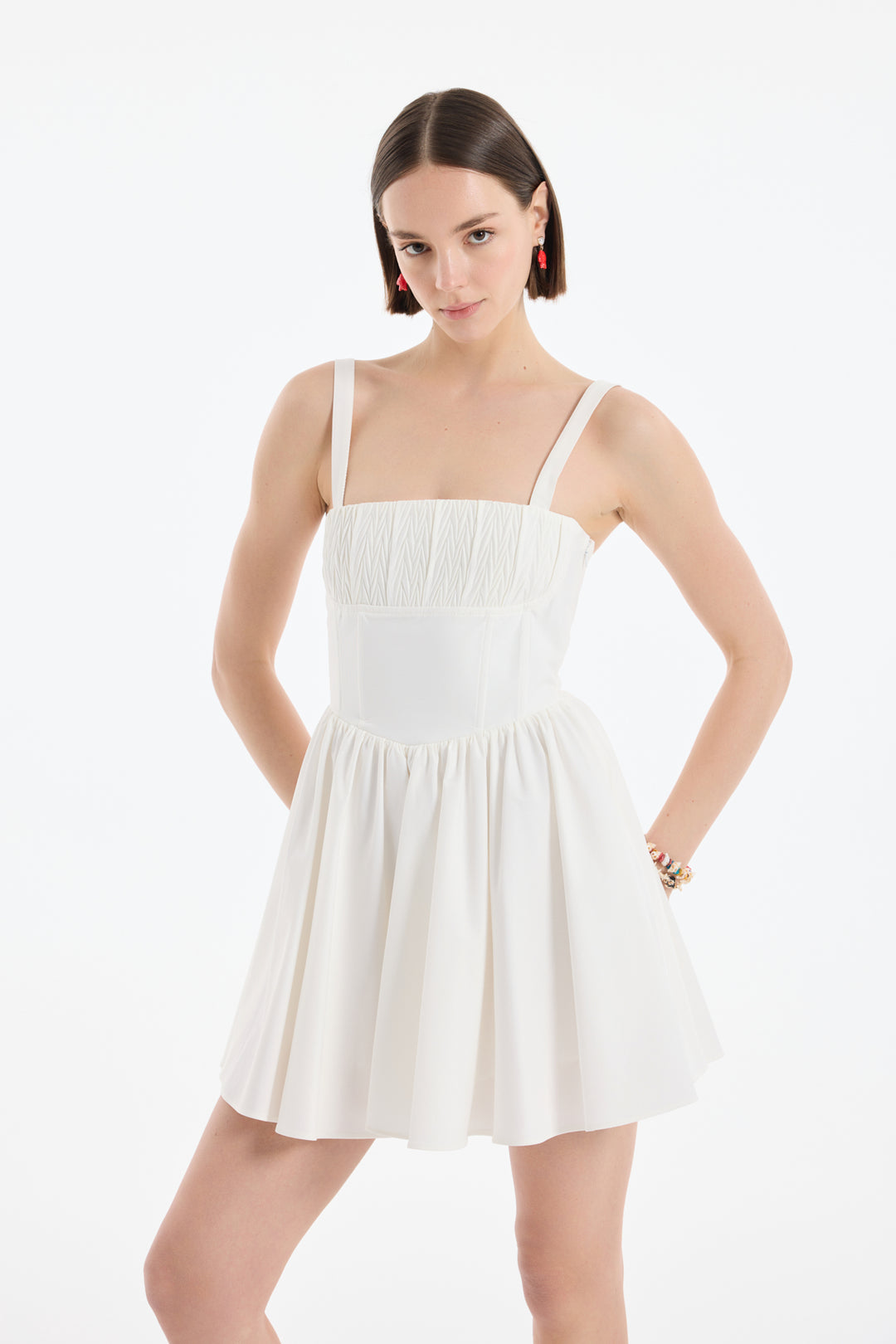 Kalın Askılı Pileli Mini Elbise Ekru