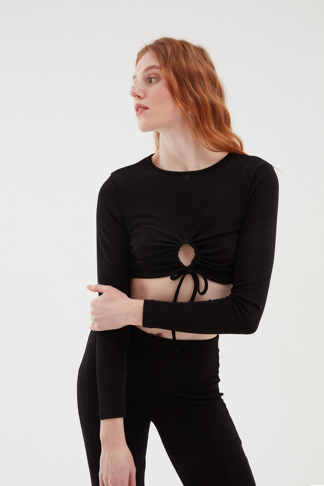 Decollete Detailed Crop Blouse Black