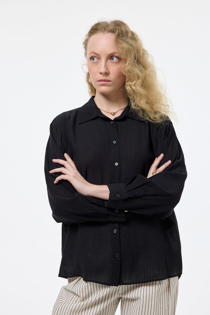 Sırtı Bağlamalı Dekolteli Gömlek Siyah