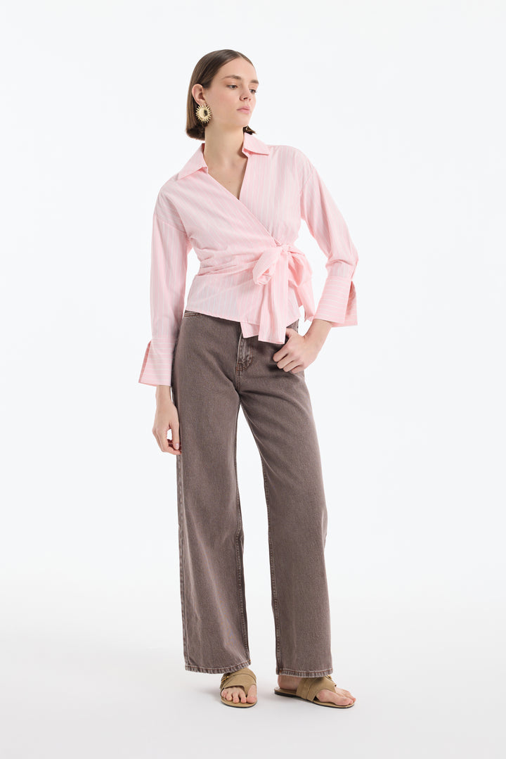 Kruvaze Bağlamalı Çizgili Bluz Pembe