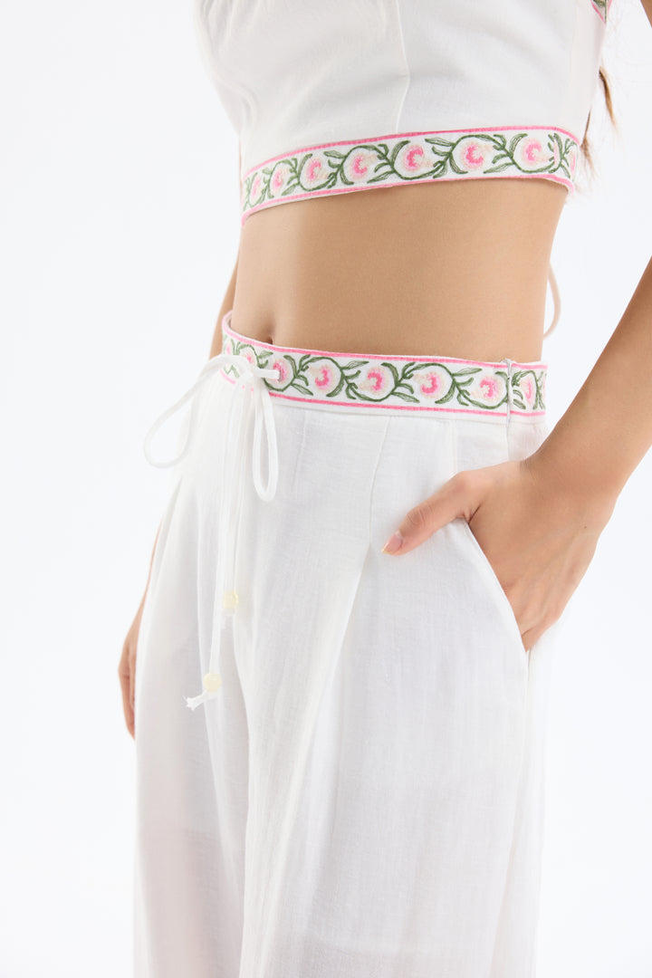 Beli Bağlamalı Nakışlı Bol Paça Pantolon Ekru