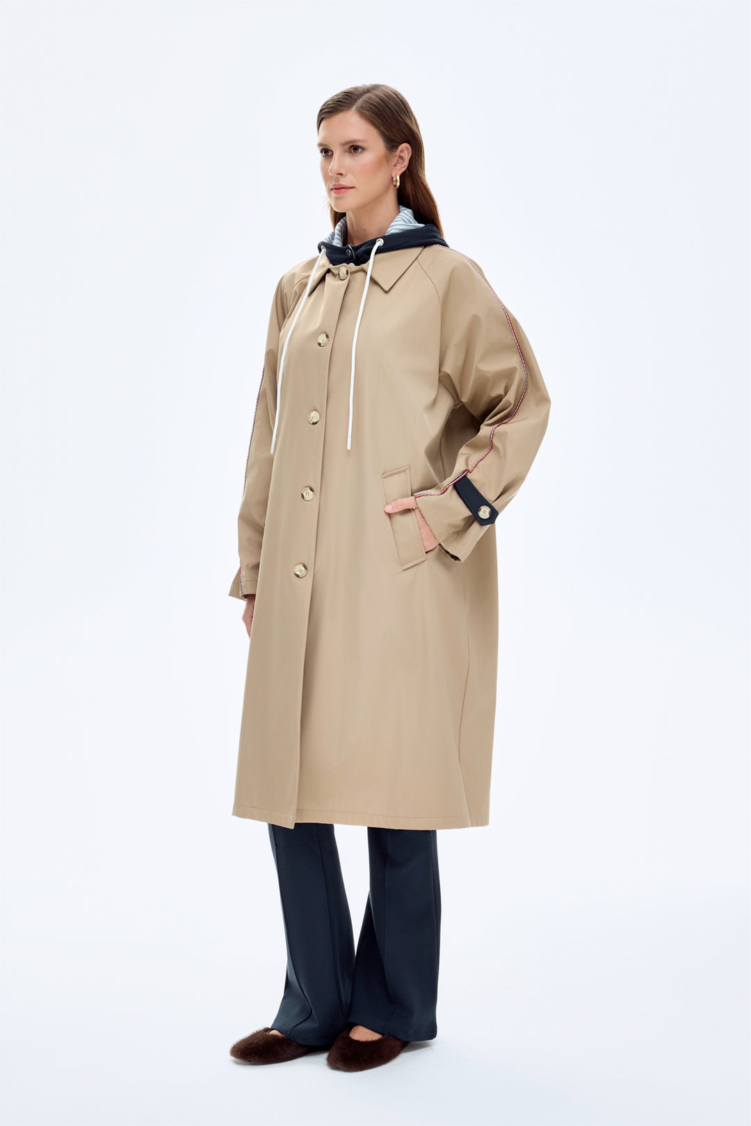 Kapüşonlu Kontrast Yaka Detaylı Oversize Trençkot Camel