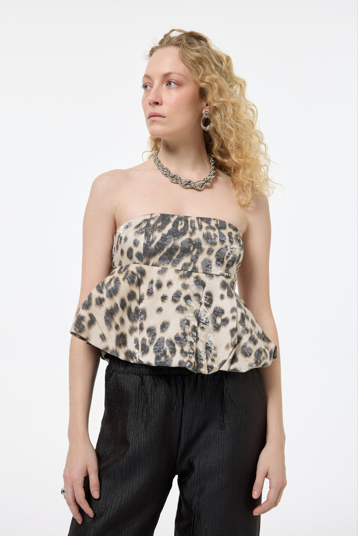 Leopar Desenli Straplez Volanlı Bluz Taş