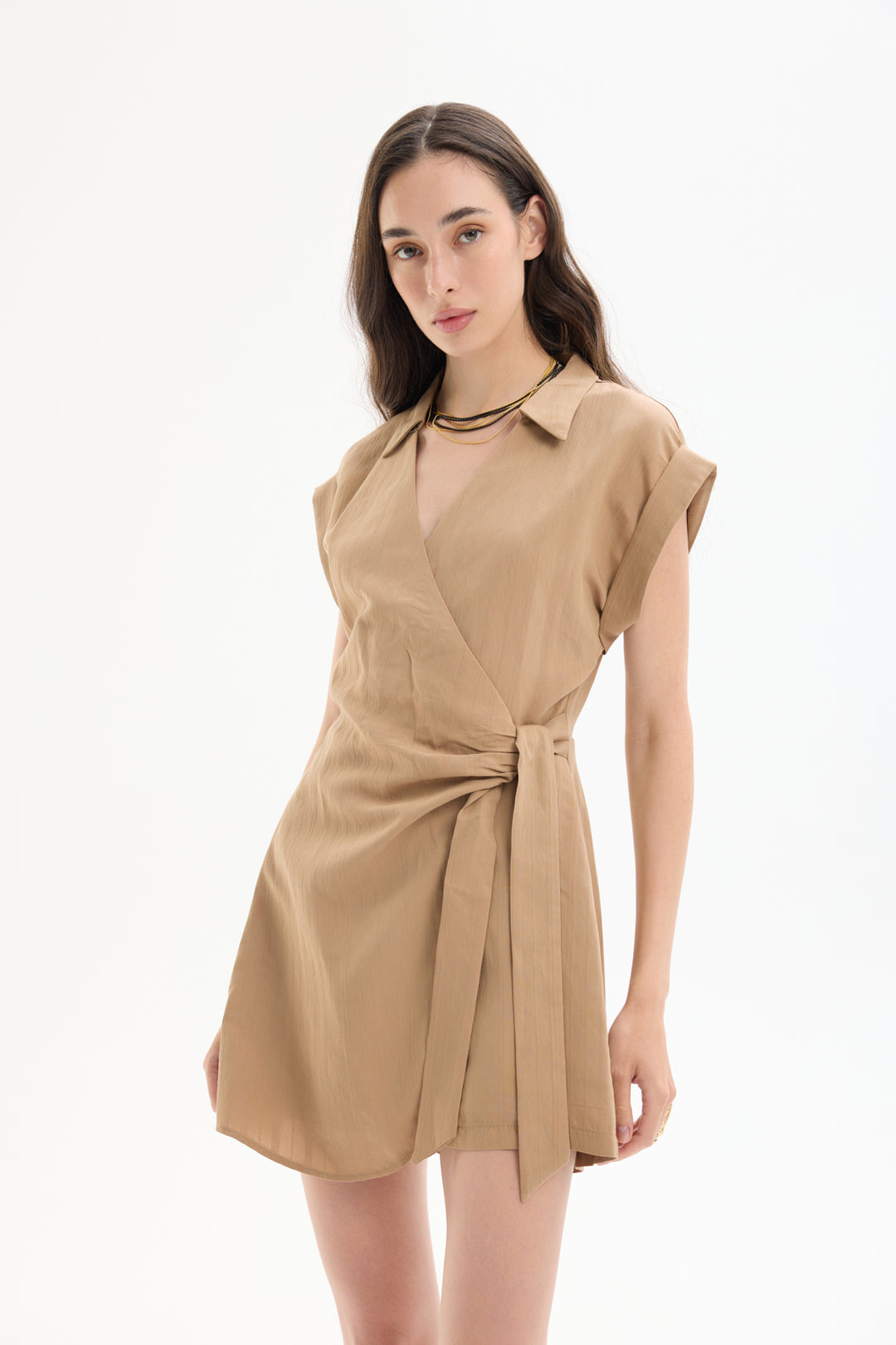 Kruvaze Yaka Beli Bağlamalı Şort Tulum Kahverengi