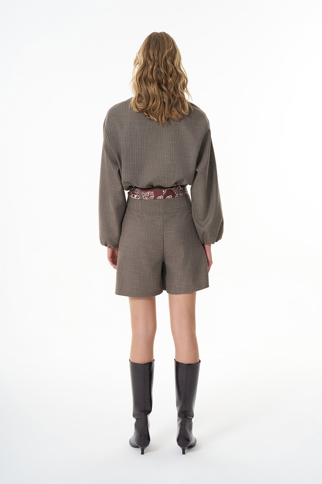 Desenli Kemerli Kırçıllı Şort Kahverengi