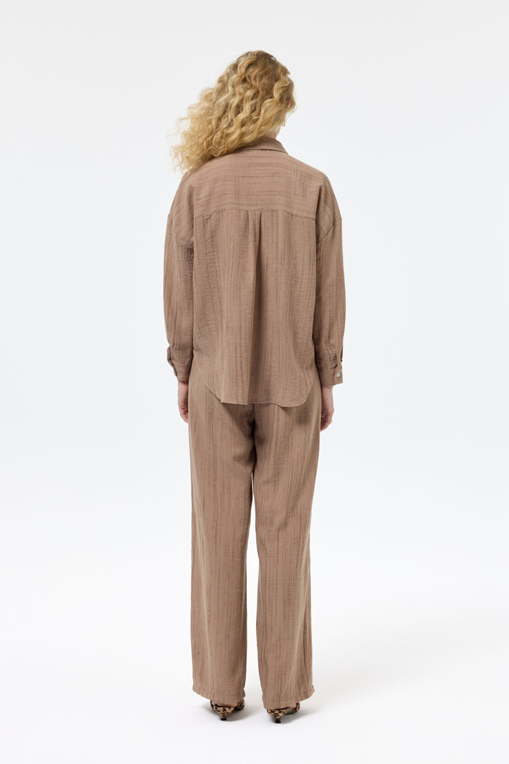 Dokulu Düğmeli Geniş Gömlek Kahverengi