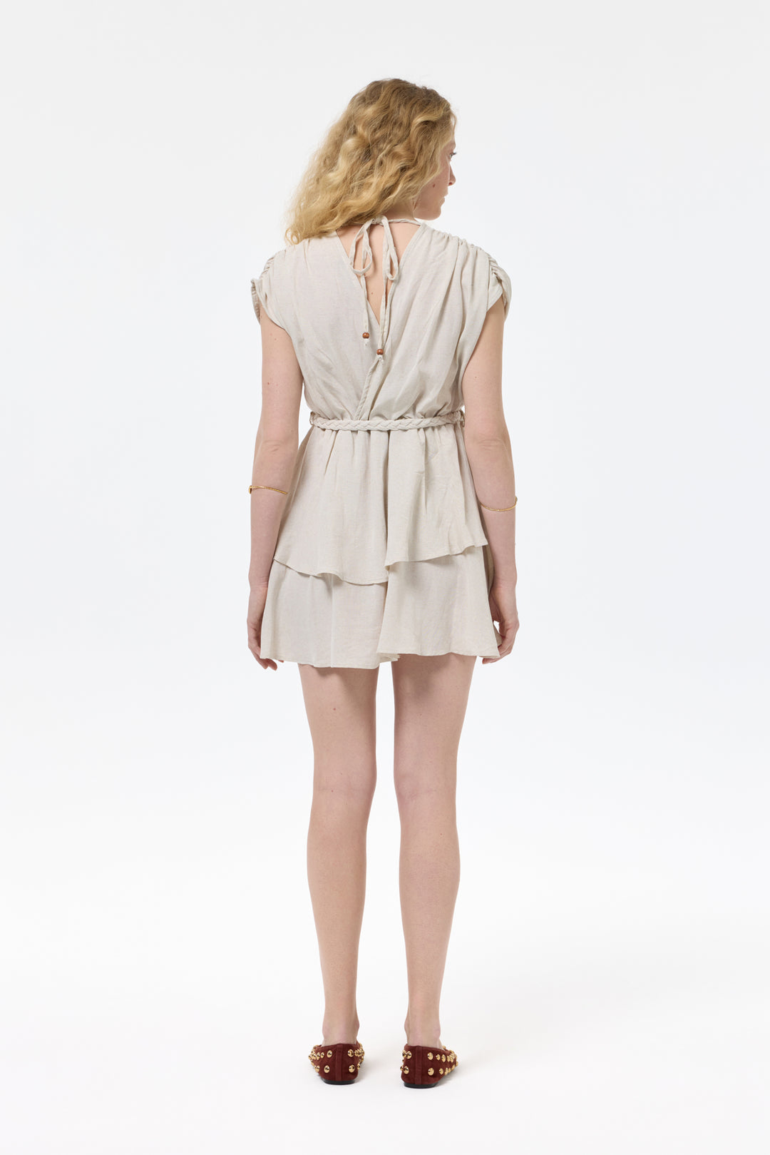 Örgü Kemerli Piliseli Keten Elbise Naturel