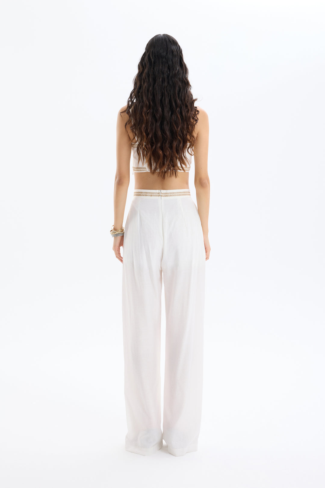 Toka Aksesuarlı Beli Nakışlı Bol Paça Pantolon Ekru