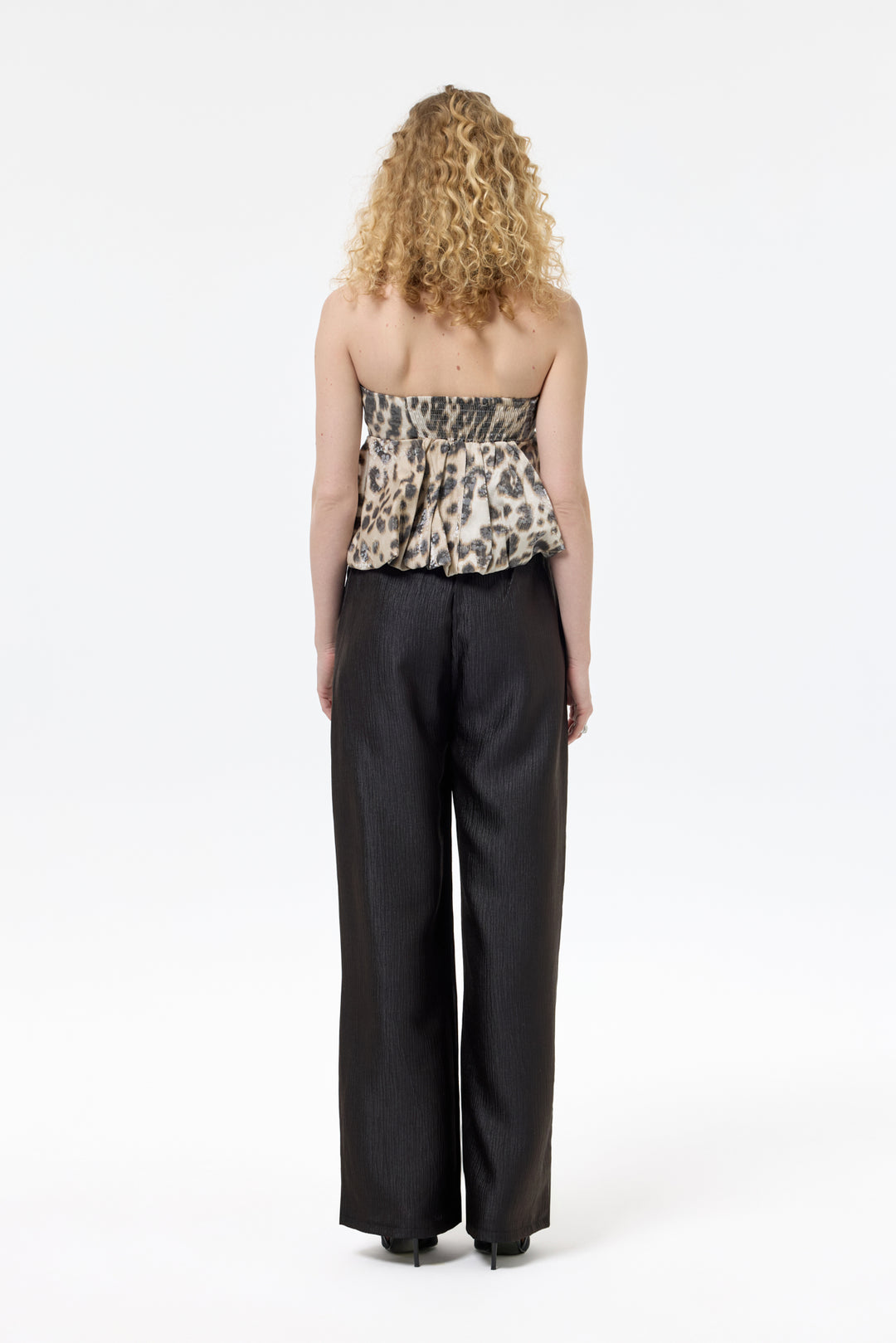 Leopar Desenli Straplez Volanlı Bluz Taş