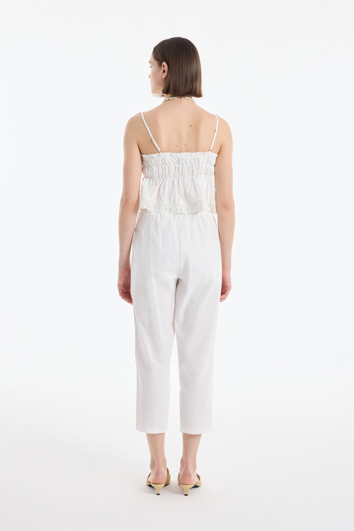 Şerit Dantelli Askılı Volanlı Bluz Ekru