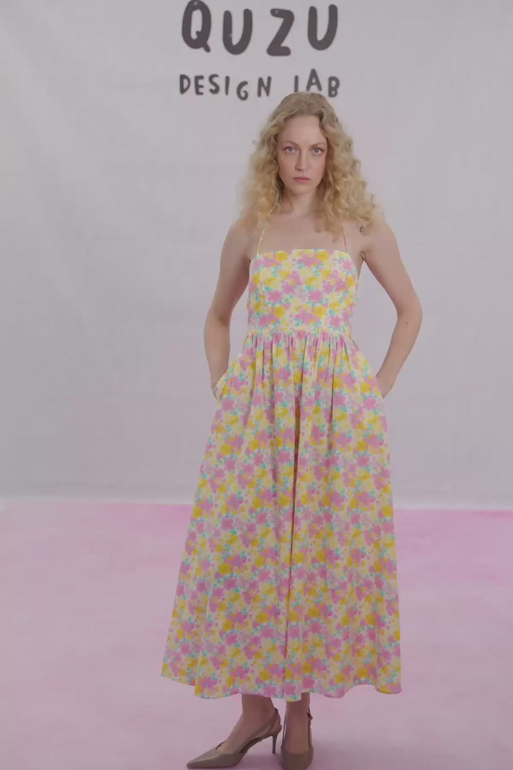 Sırt Dekolteli Çiçekli Uzun Elbise Pembe