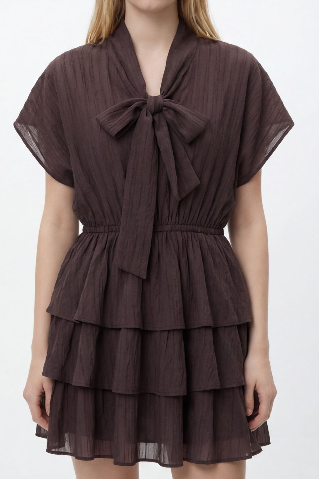 Fular Yaka Fırfırlı Mini Elbise Kahverengi