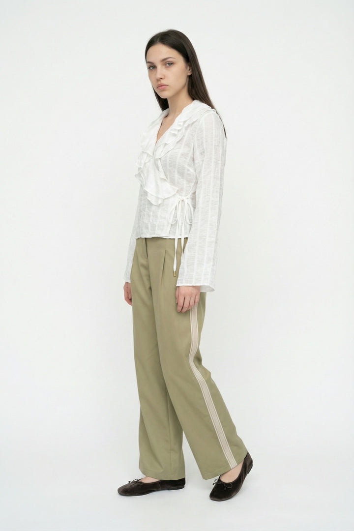 Fırfırlı Kruvaze Bağlamalı Bluz Ekru