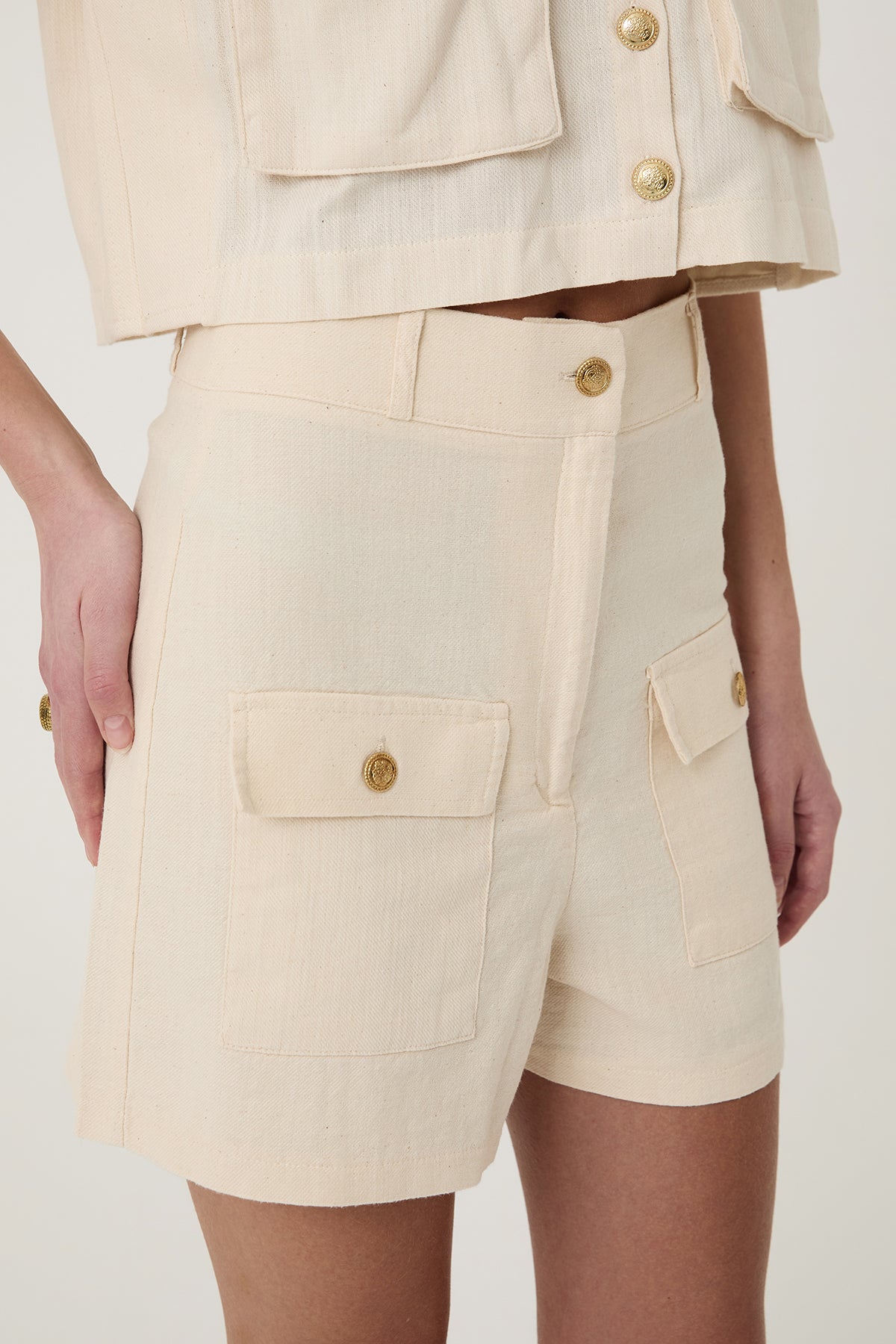 2 Pocket Mini Shorts Natural