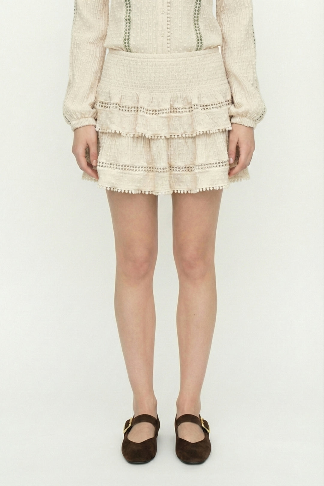Beli Lastikli Dokulu Fırfırlı Mini Etek Bej
