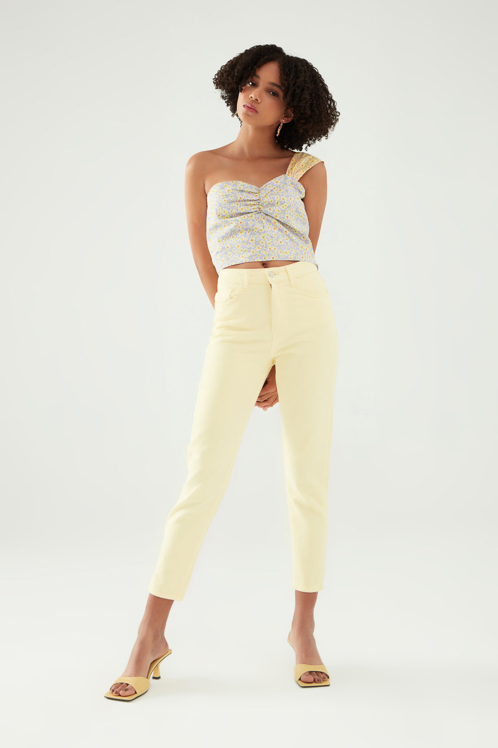 Gabardine Mom Jean Yellow