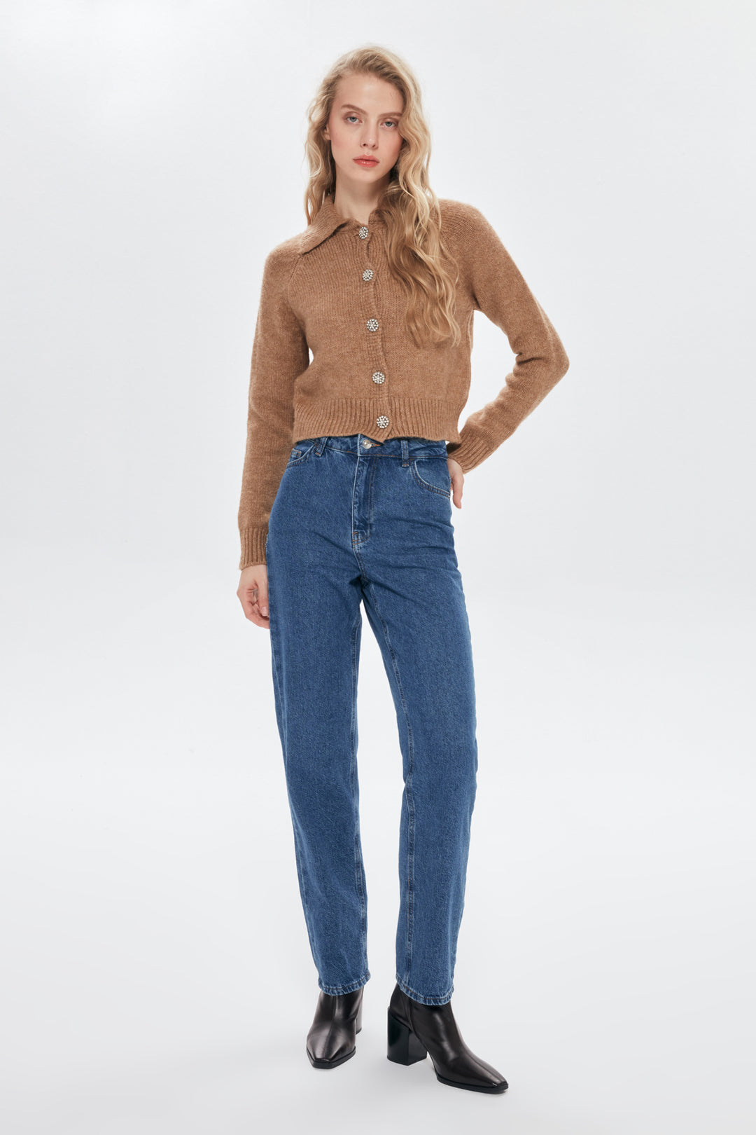 Düğme Detaylı Triko Hırka Bej