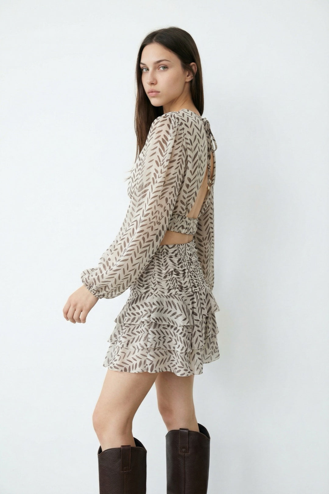 Desenli Sırt Dekolteli Crop Bluz Haki