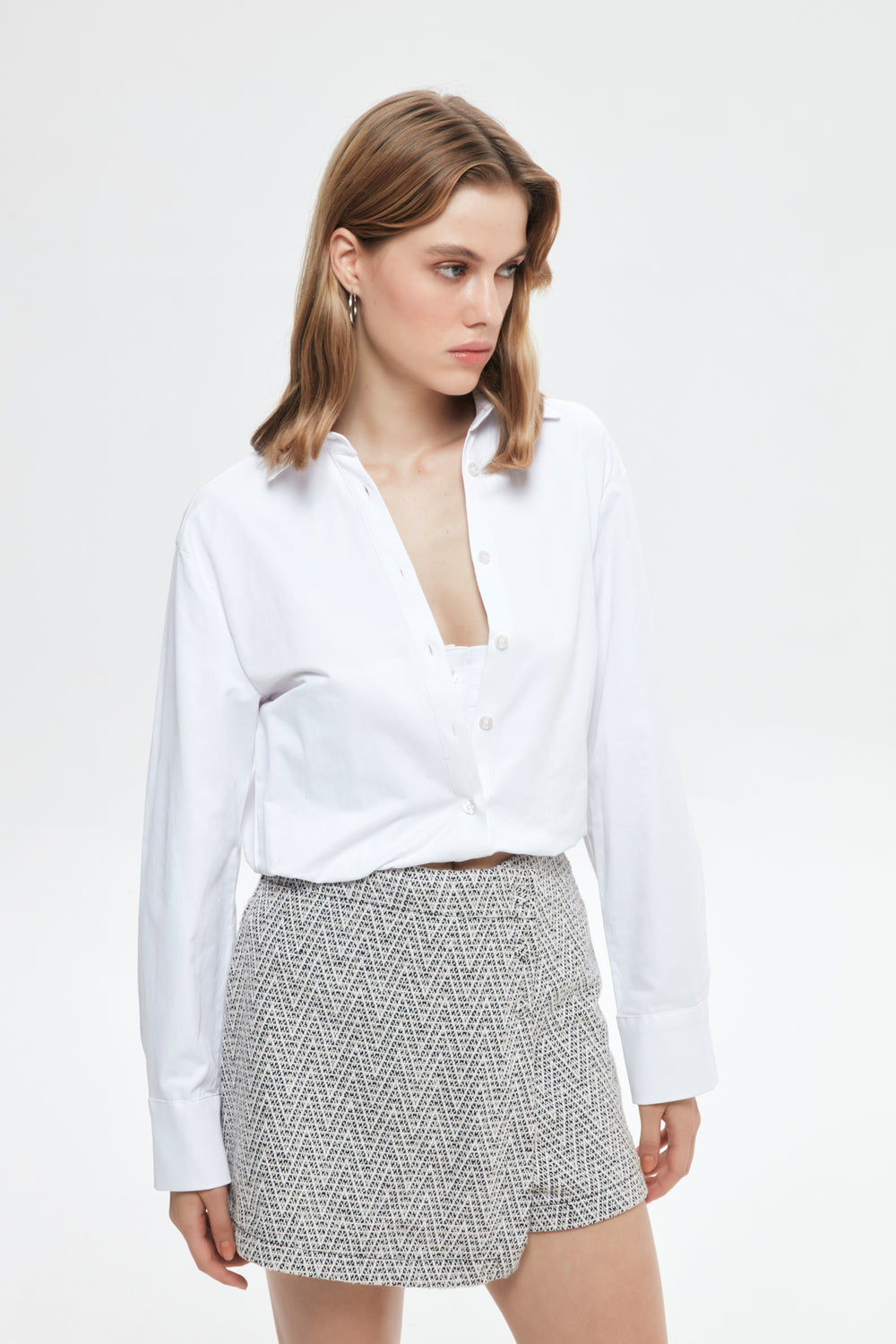 White Shirt with Underwire Waist Detail