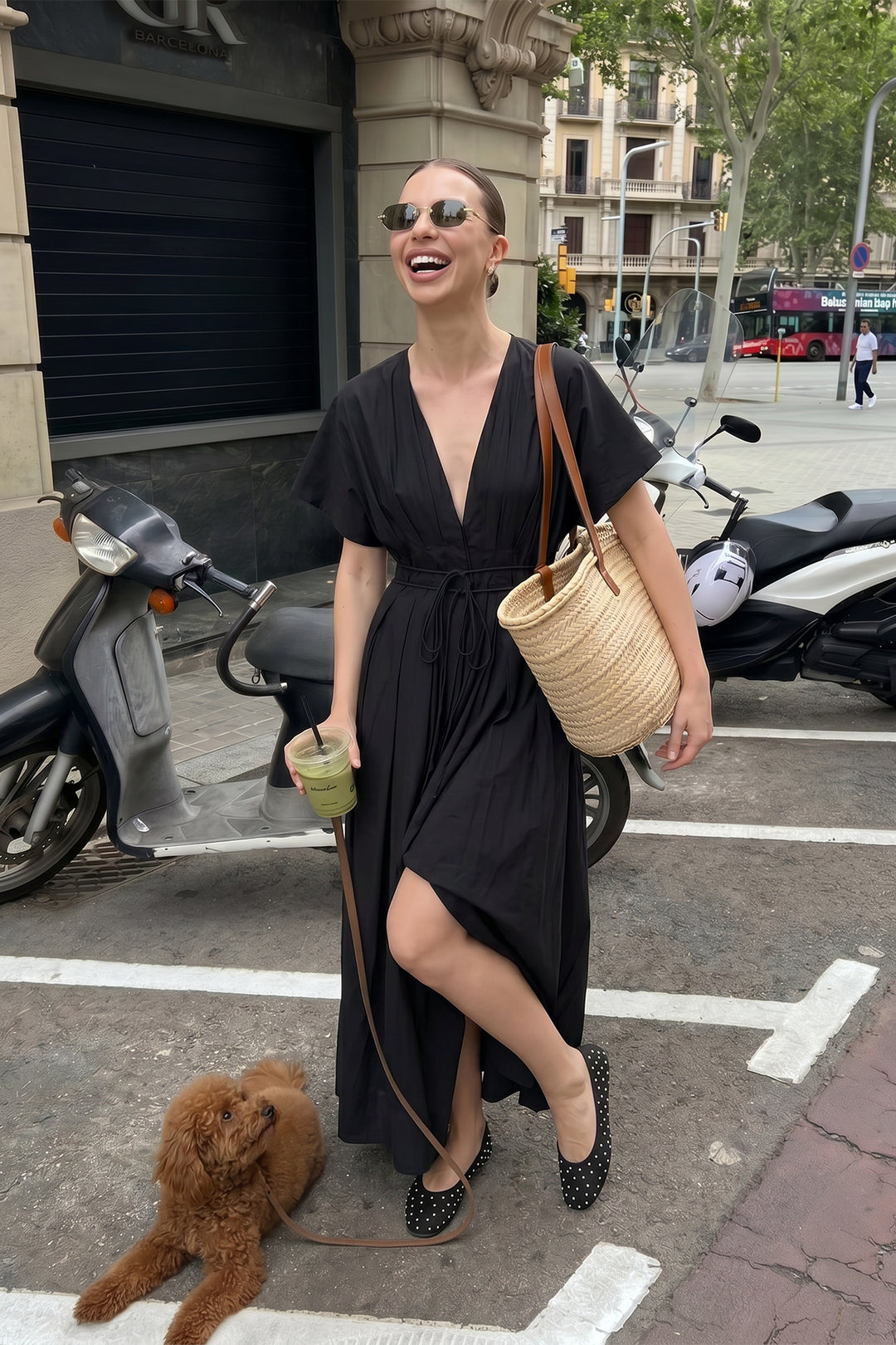 Beli Bağcıklı V Yaka Midi Elbise Siyah