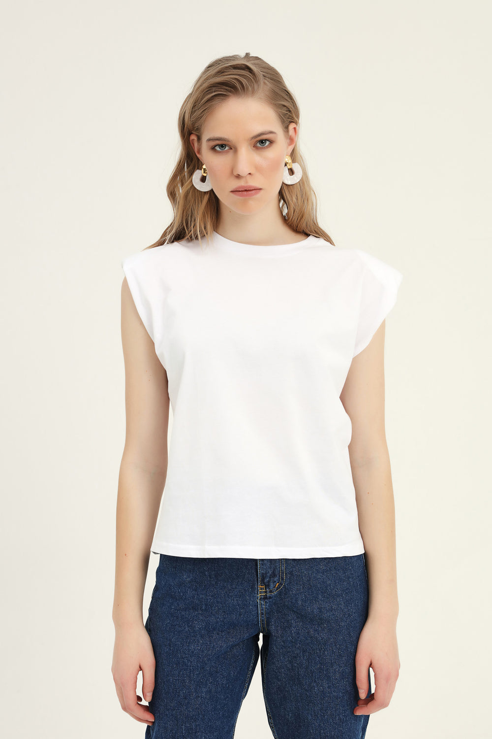 Padded Sleeveless Basic T-Shirt White