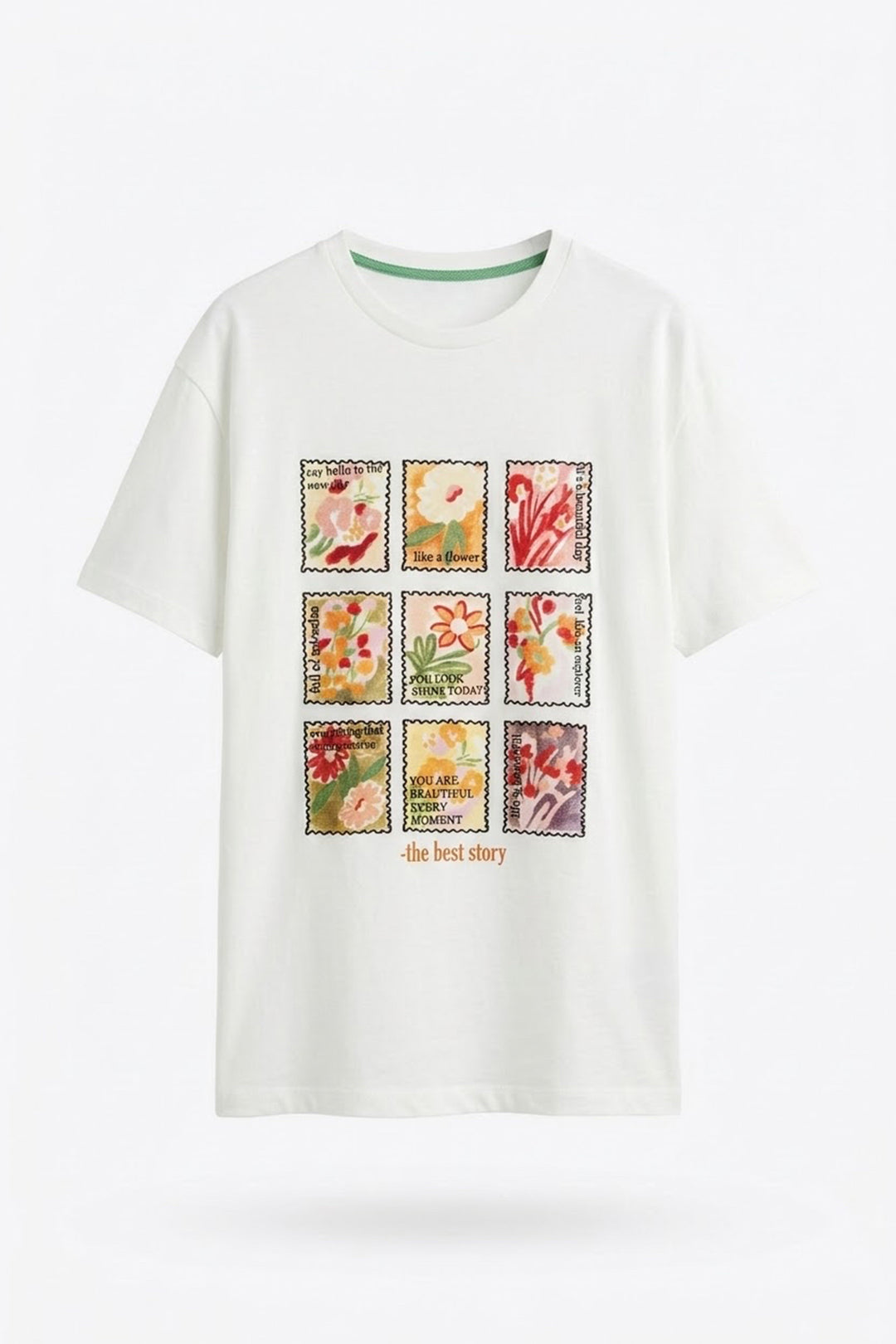 Çiçek Kolaj Baskılı Oversize Tişört Ekru