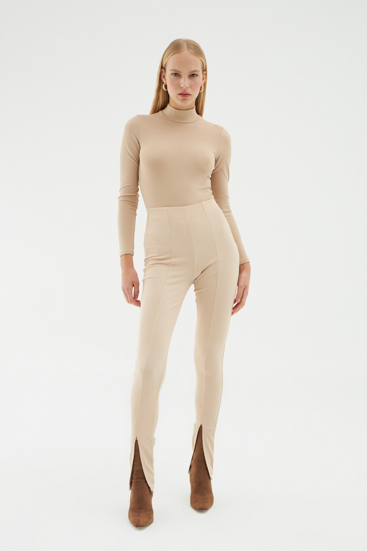 Elastic Waist Slit Trousers Beige