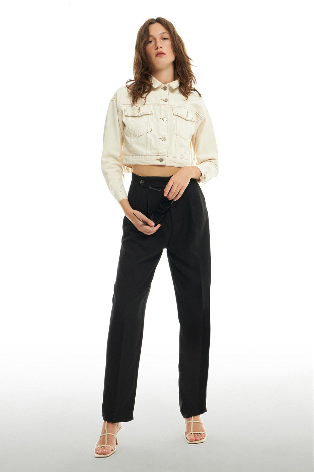 Arkası Püsküllü Kot Ceket Kemik