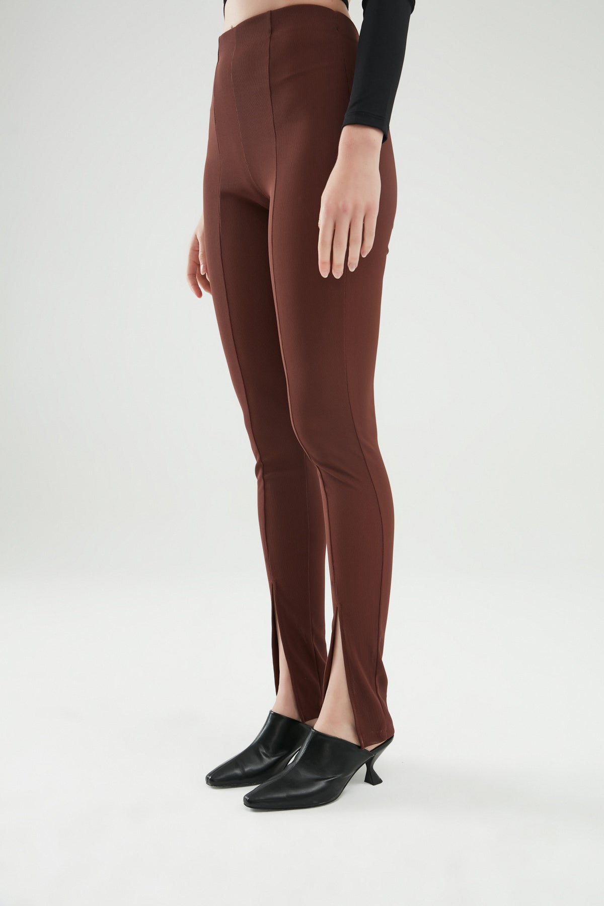 Elastic Waist Slit Trousers Brown