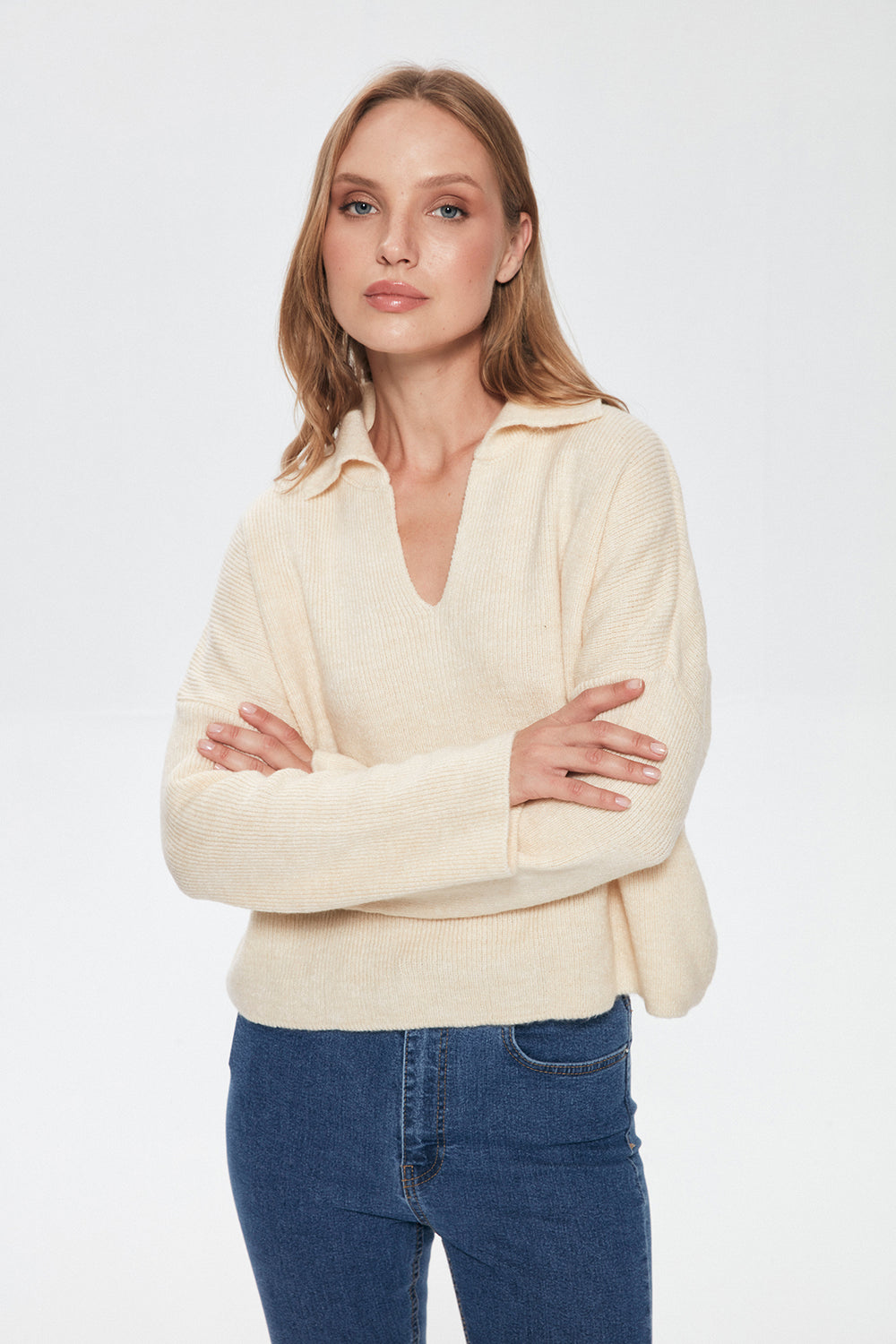 Shirt Collar Crop Sweater Cream