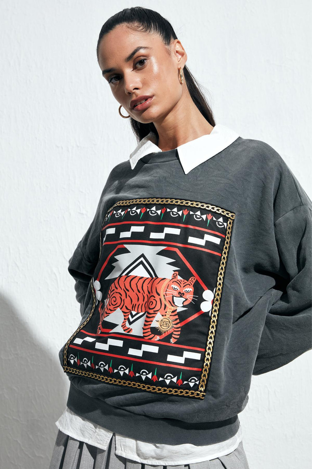 Embroidery Detailed Oversize Sweatshirt Anthracite