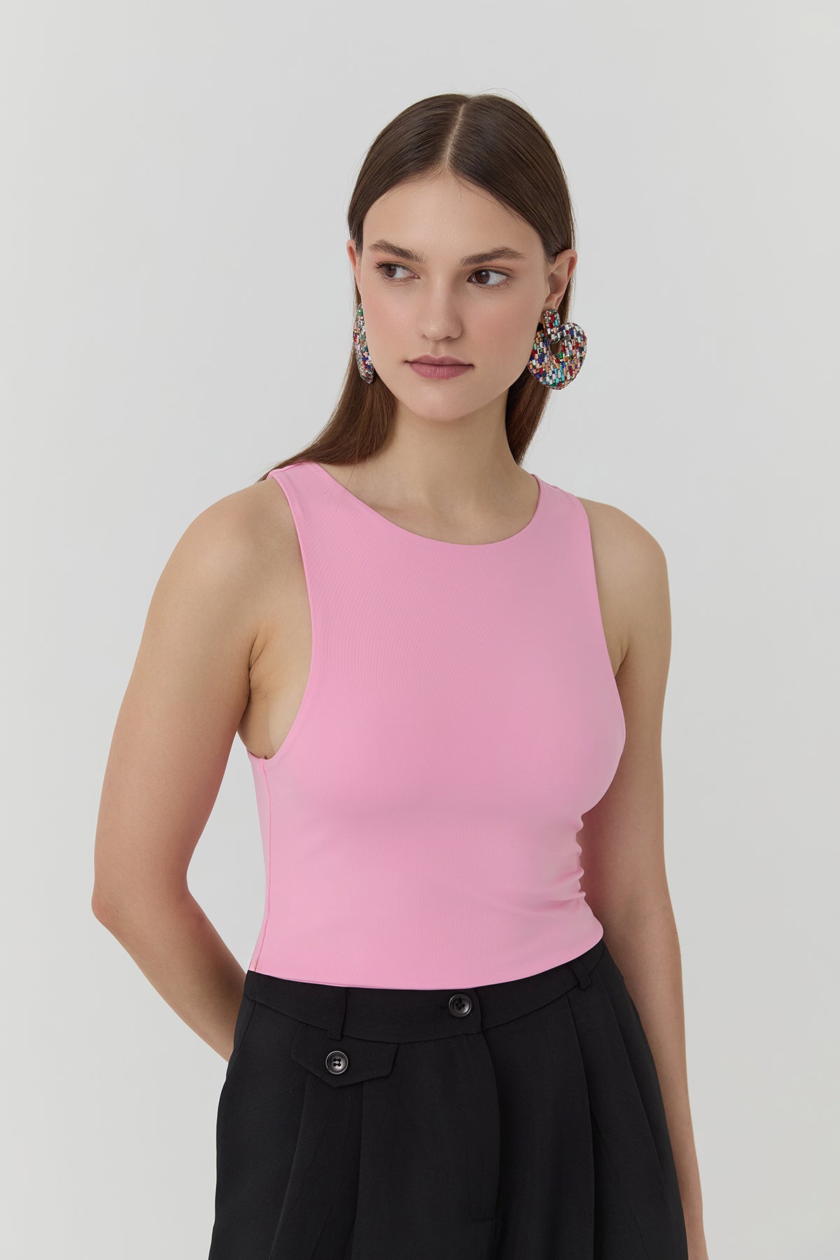 Crew Neck Strap Crop Blouse Pink