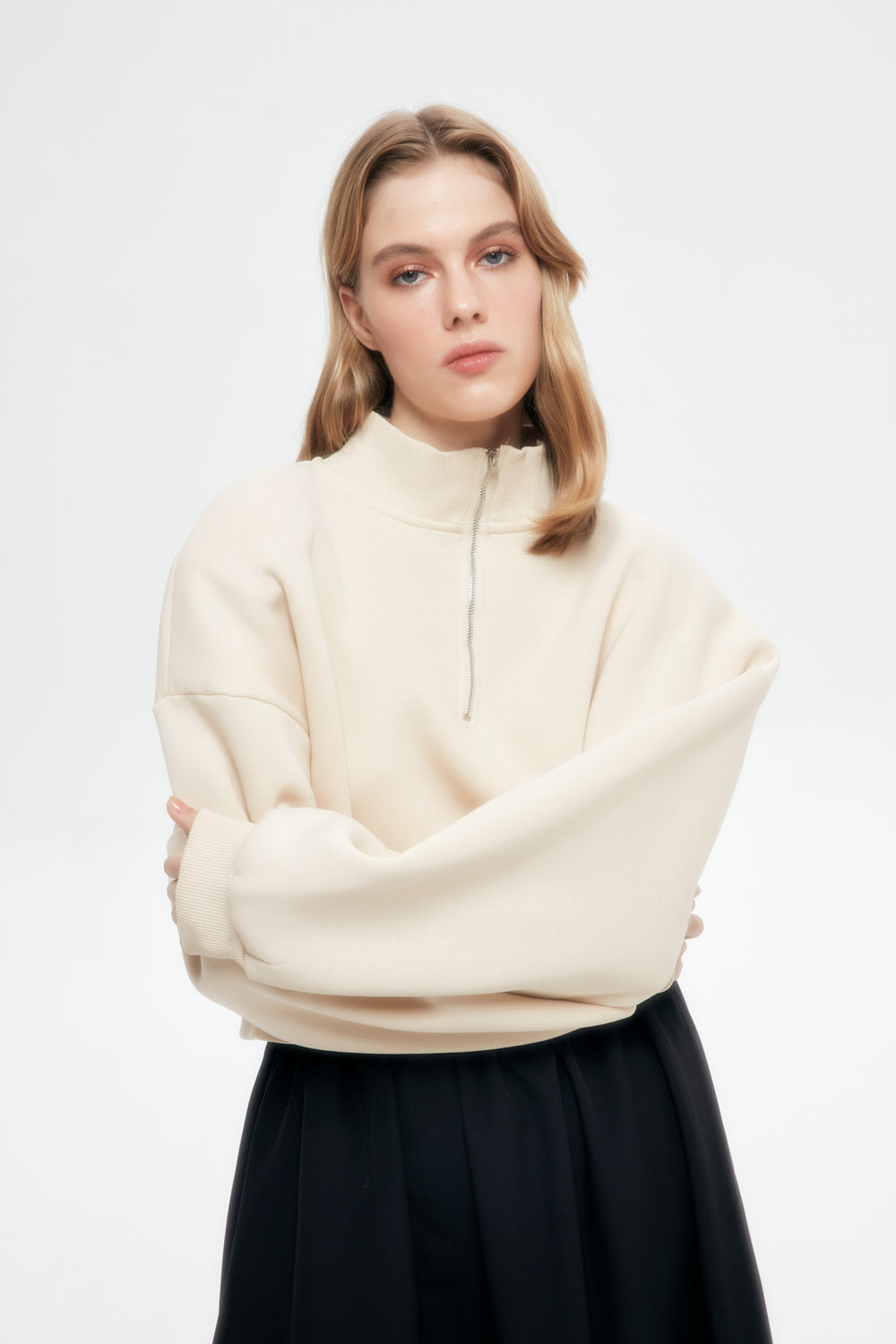 Fermuar Detaylı Crop Sweatshirt Bej