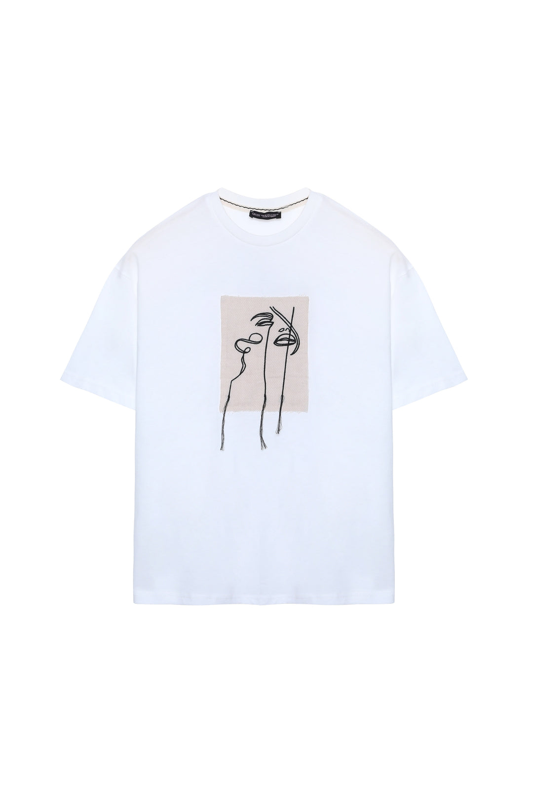 Kadın Baskılı Aplike Detaylı Kısa Kol Tişört Ekru