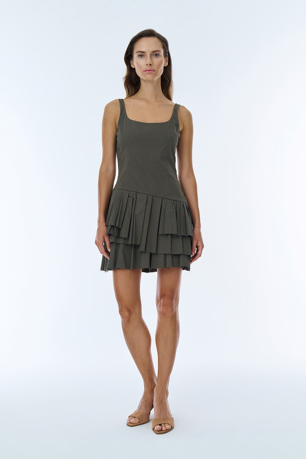 Kesik Detaylı Pileli Asimetrik Mini Elbise Haki