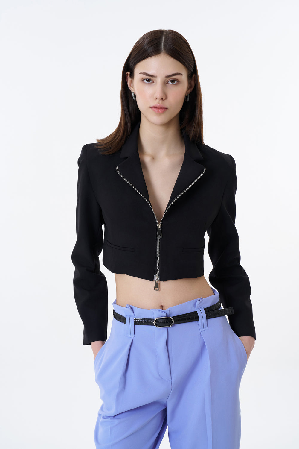 Önden Fermuarlı Crop Blazer Ceket Siyah