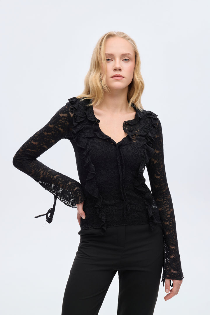 Fırfırlı V Yaka Dantel Bluz Siyah