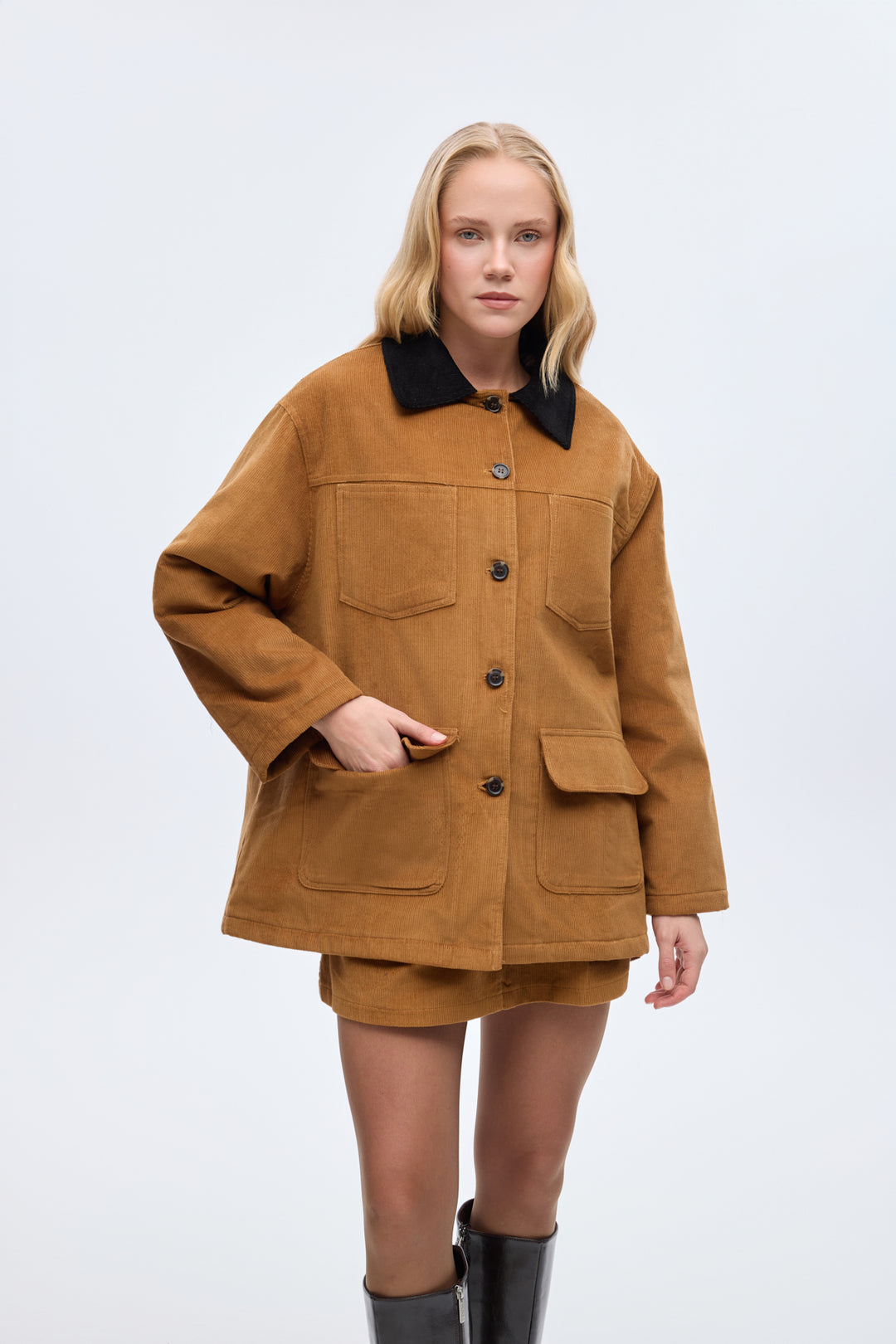 Kontrast Yaka Cepli Oversize Kadife Ceket Kahverengi