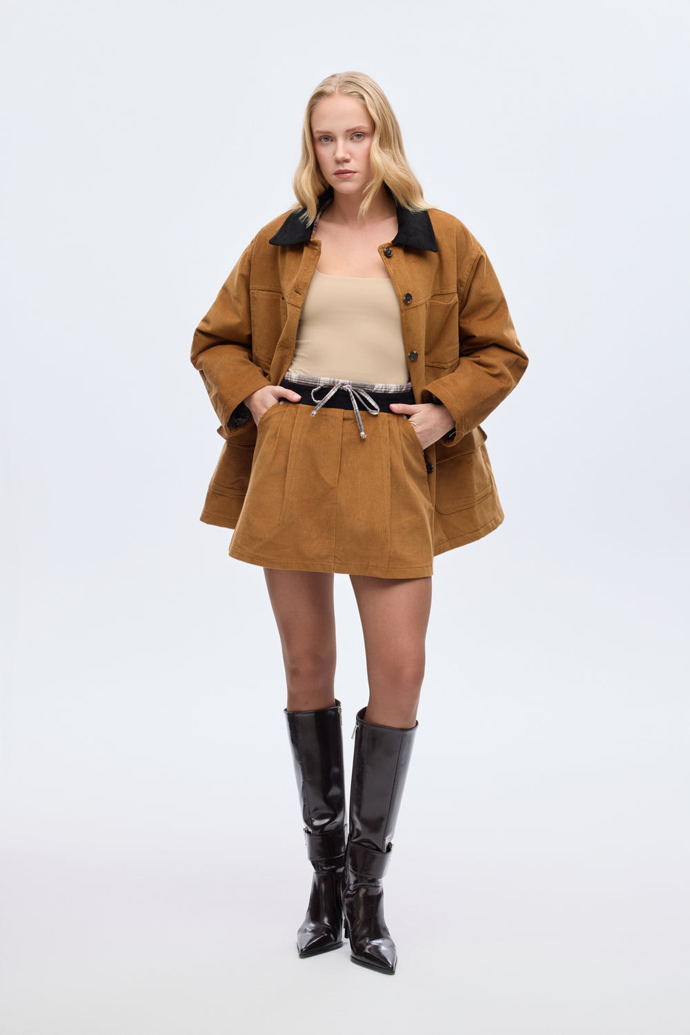 Ekose Bağcıklı Kadife Mini Etek Kahverengi