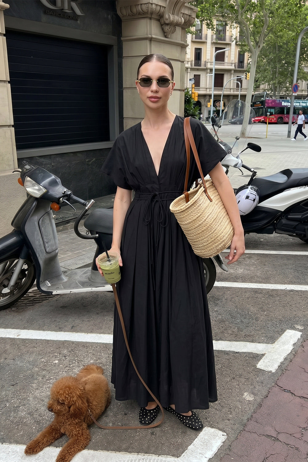 Beli Bağcıklı V Yaka Midi Elbise Siyah