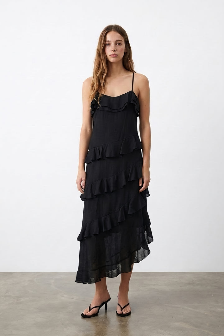 Çapraz Askılı Katlı Midi Elbise Siyah