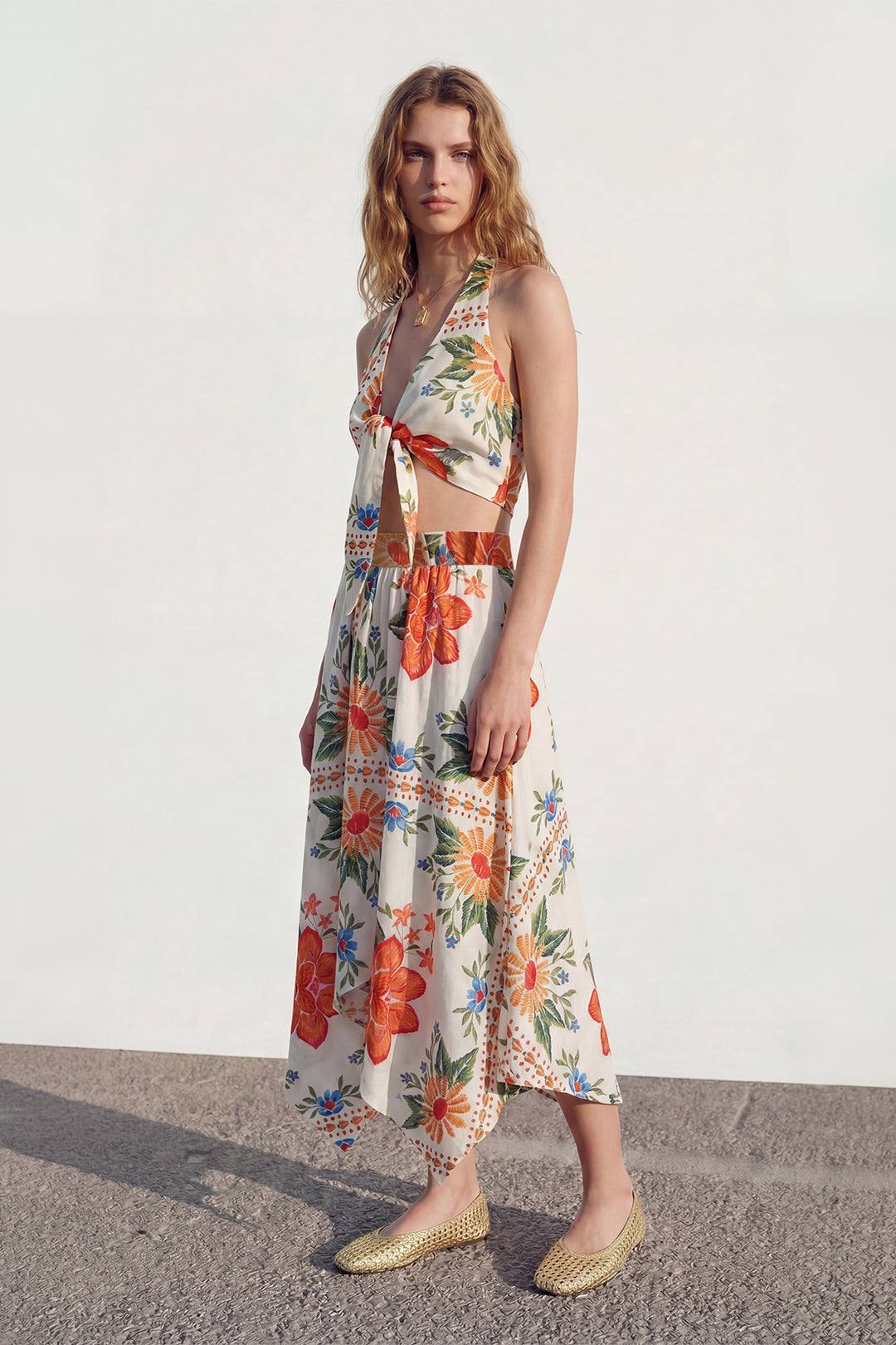 Çiçek Desenli Asimetrik Midi Etek Krem