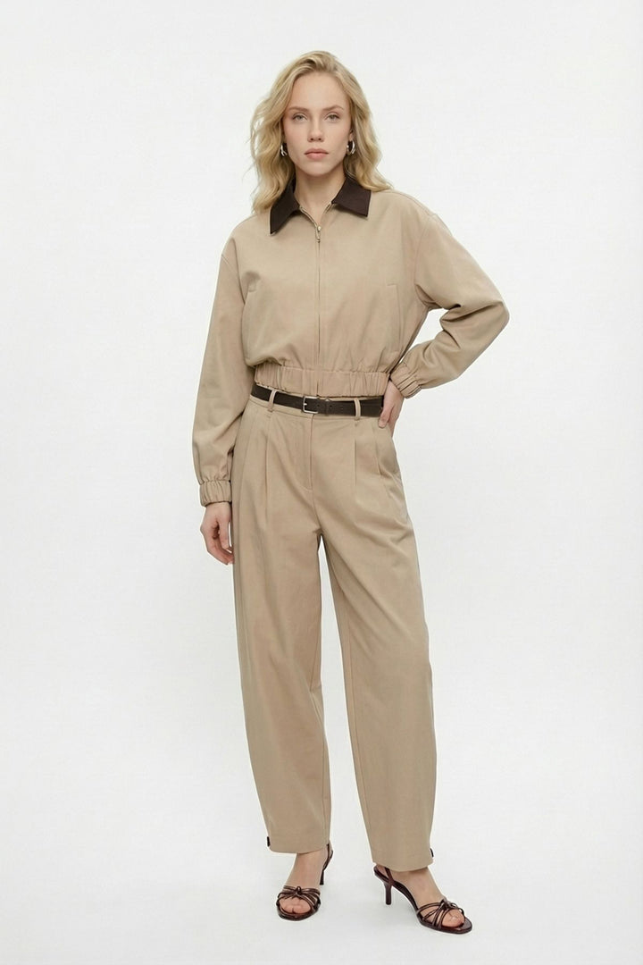 Kemerli Pileli Havuç Pantolon Bej
